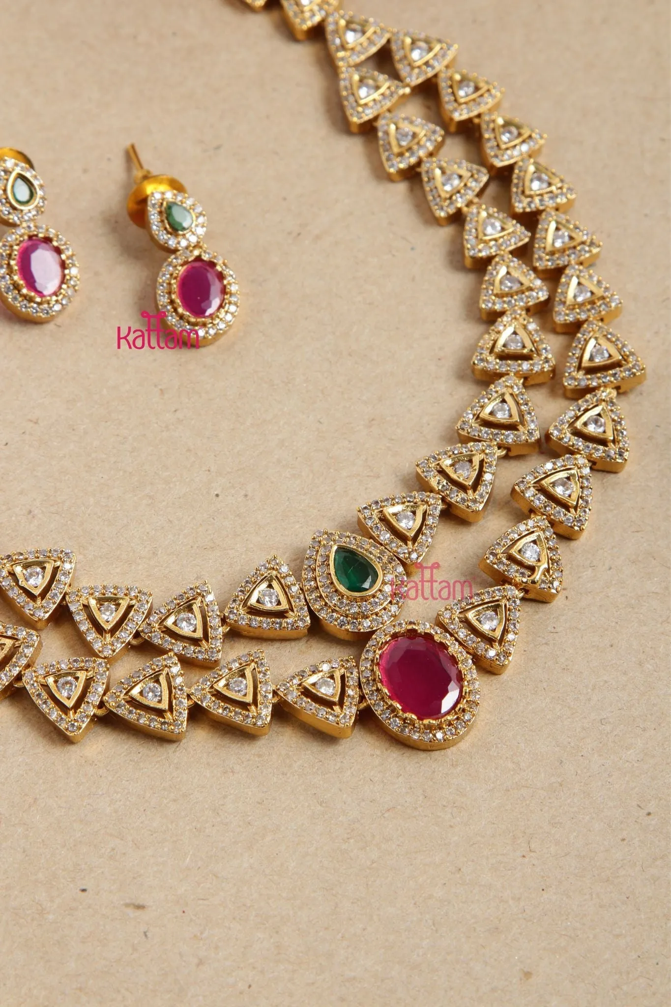 AD Triangle Layered Choker Set