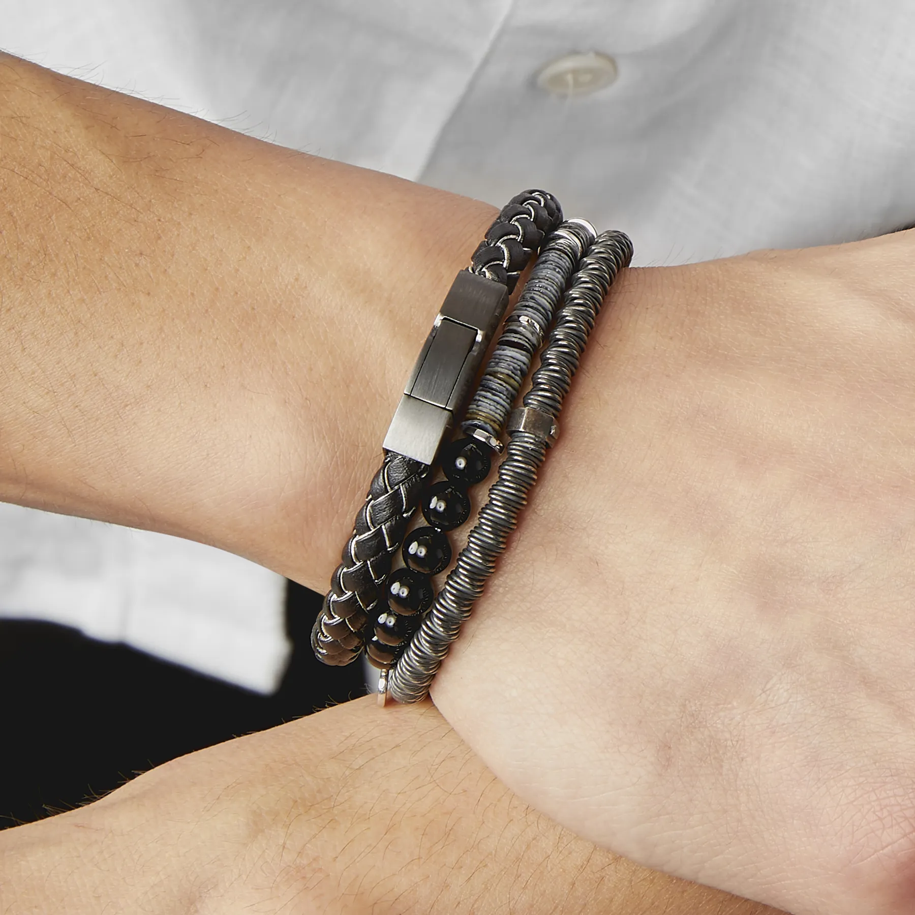 Click Tocco bracelet in grey piped Italian black leather with black rhodium plated sterling silver