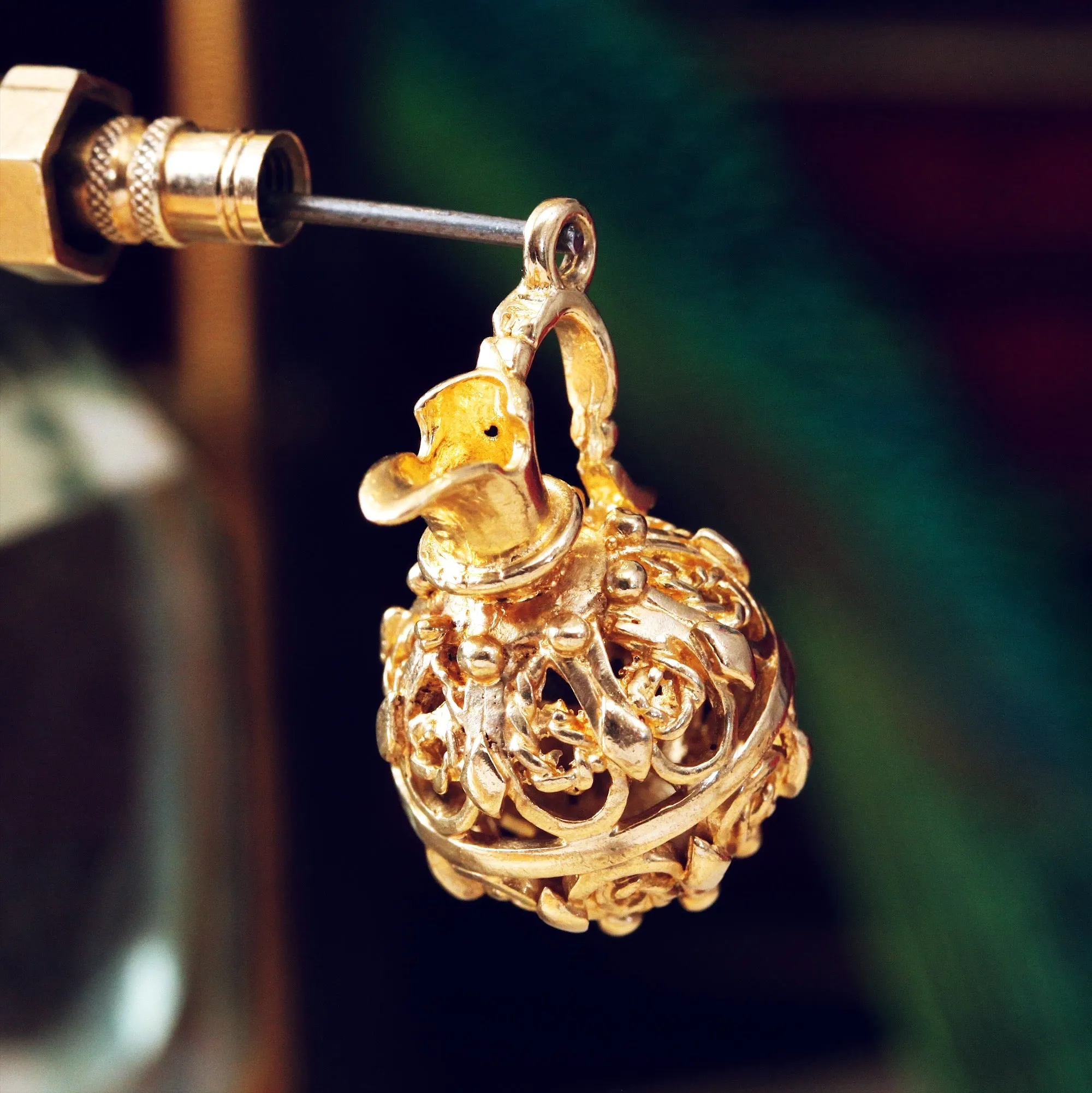 Date 1963 9ct Gold Water or Wine Ewer Charm